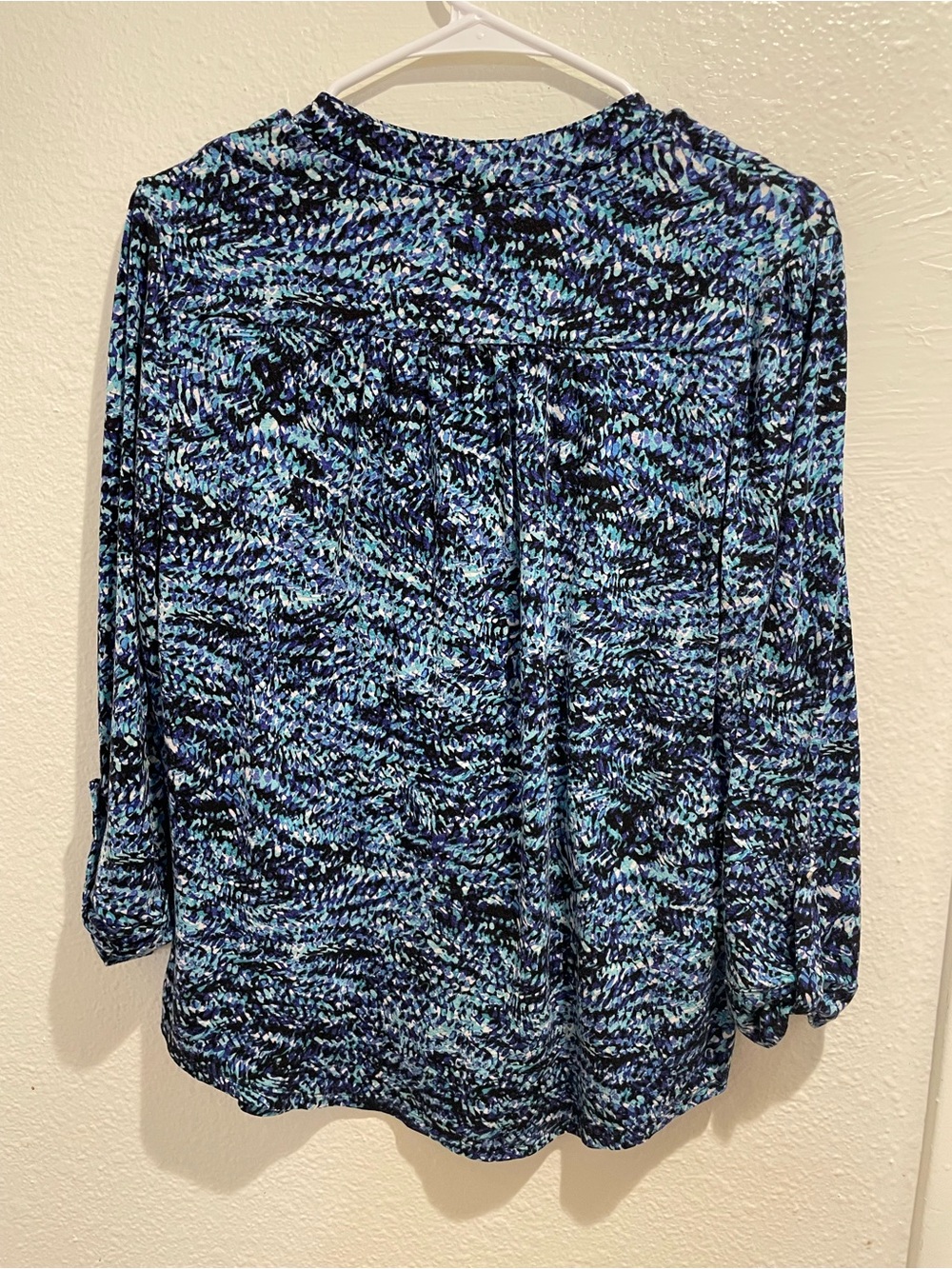 Roz & Ali Blue Mosaic Printed Blouse Top - Size M 🌟 - Picture 6 of 7